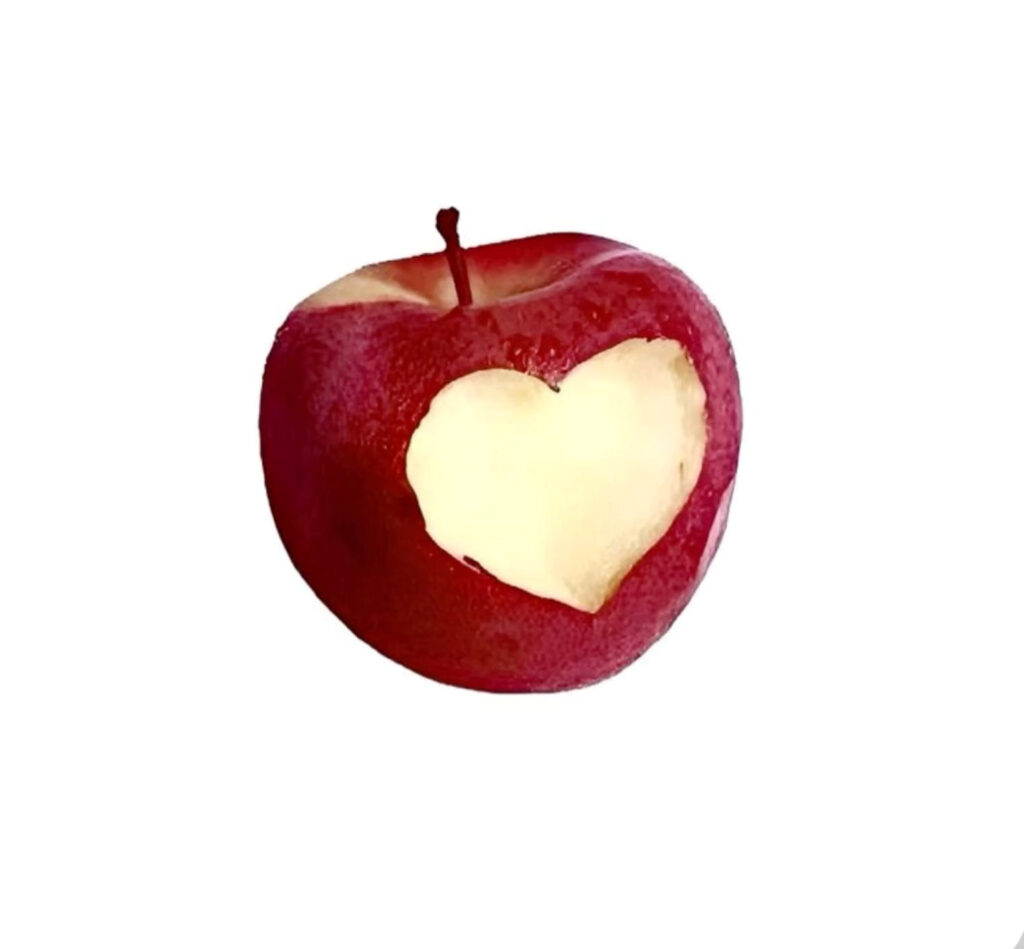 Heart-Shaped Apple Bliss