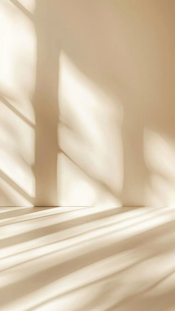 5 Second Fix: Turn Off Distractions with a Simple Beige Story Background